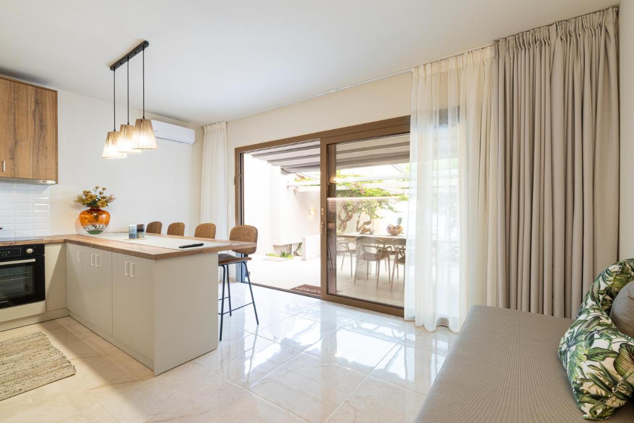 Buganvilla-Sea Front Villas Agia Pelagia Exterior foto