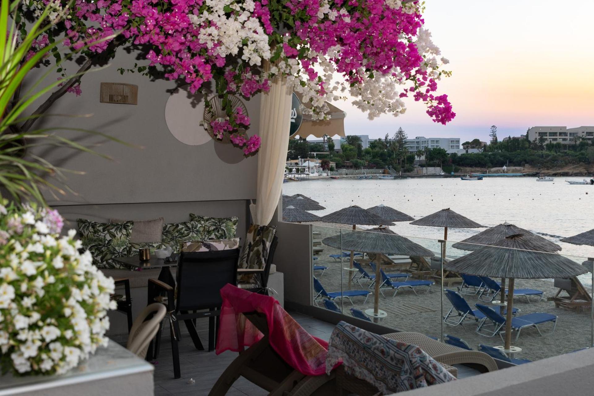 Buganvilla-Sea Front Villas Agia Pelagia Exterior foto