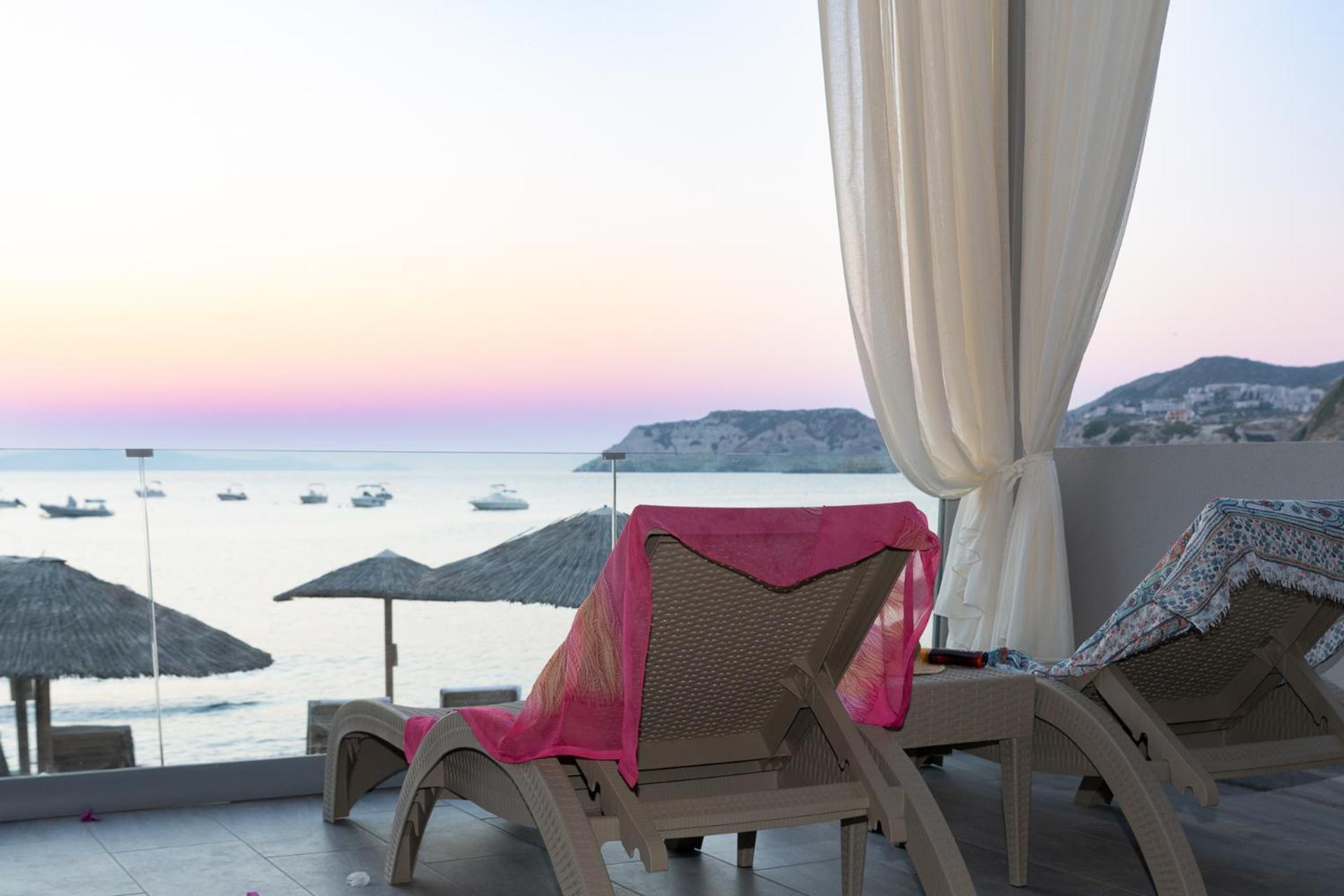 Buganvilla-Sea Front Villas Agia Pelagia Exterior foto