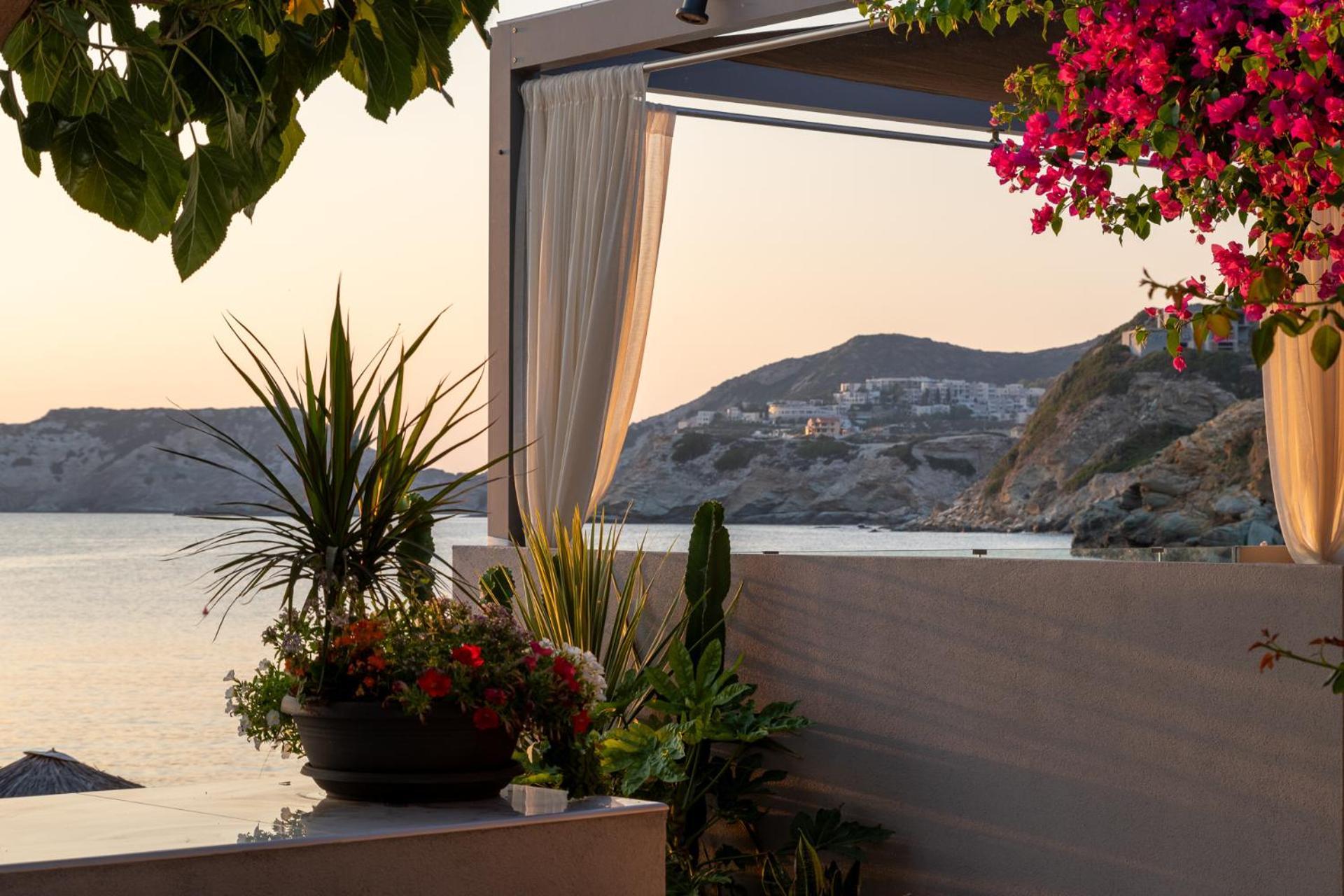 Buganvilla-Sea Front Villas Agia Pelagia Exterior foto